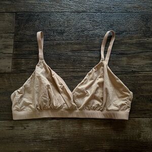 Skims fits everybody crossover bralette